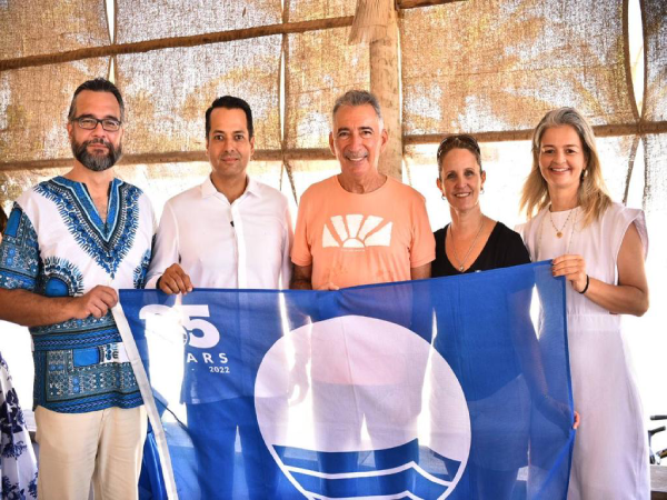 Cumbuco é a única praia do Ceará a hastear Bandeira Azul e celebra a chancela ambiental